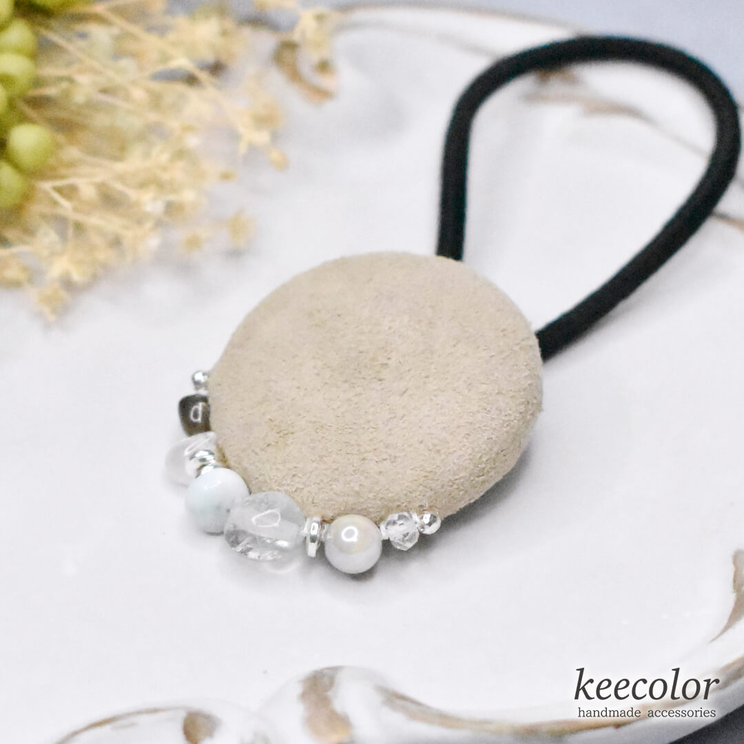 本革と天然石の大人なヘアゴム(D) フローライト – keecolor